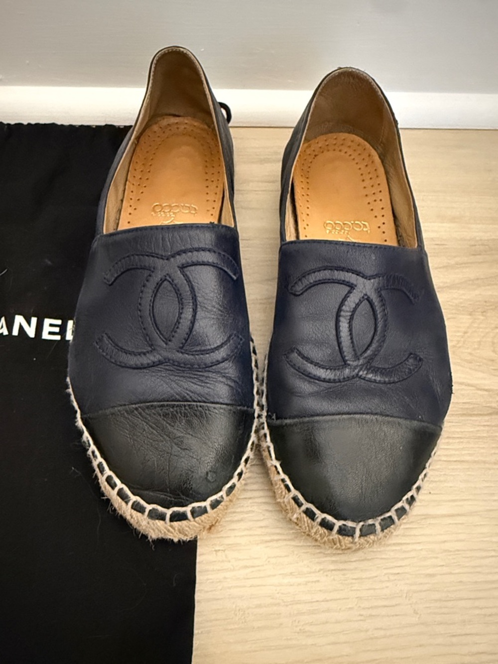 CHANEL Navy Leather Espadrilles with Black Cap Toe - Picture 4 of 14